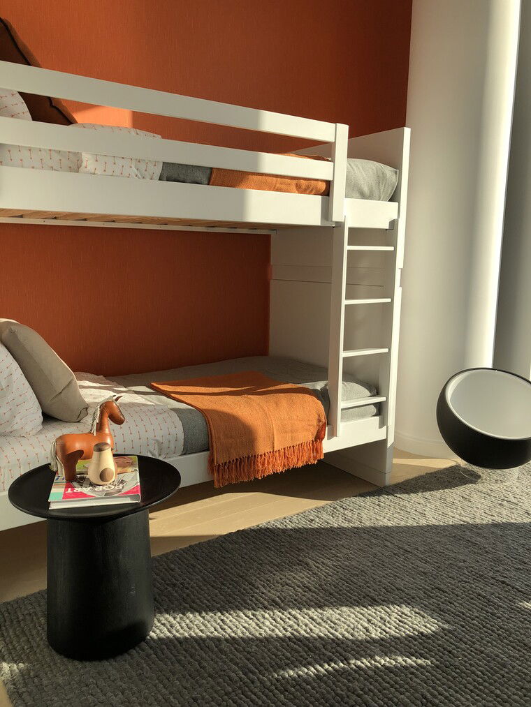 Diseño en línea Dormitorio Moderno de Jessica M. miniatura