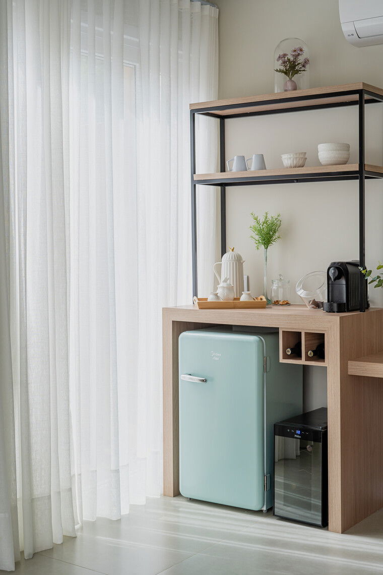 Online design Country/Cottage Bedroom by Gabriela L. thumbnail