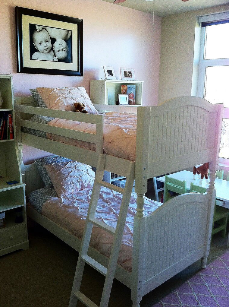 Diseño en línea Habitación Infantil Contemporánea por Jeff D. miniatura