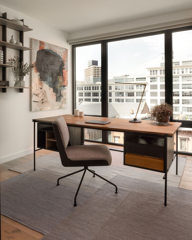 Online design Modern Home Office by Jonathan K. thumbnail