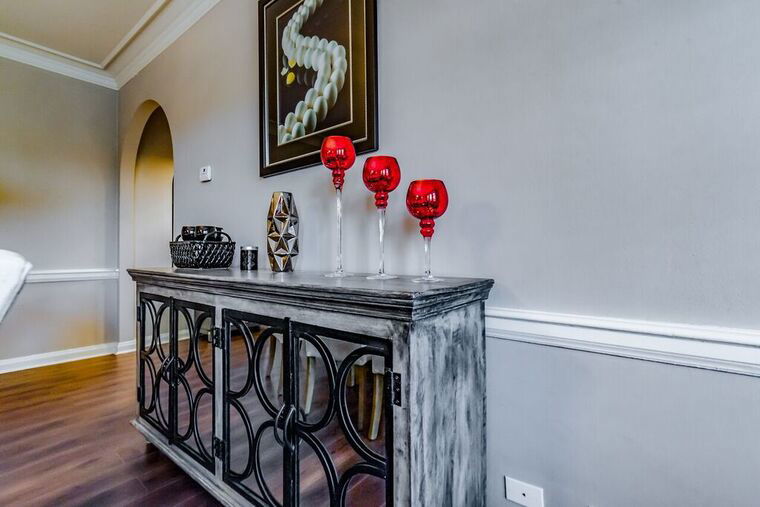 Online design Contemporary Dining Room by Amy F.  thumbnail