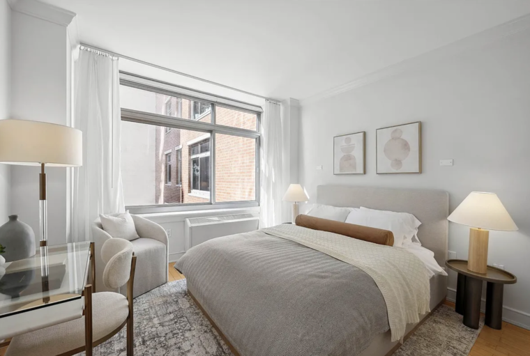 Online design Contemporary Bedroom by Leanna S. thumbnail