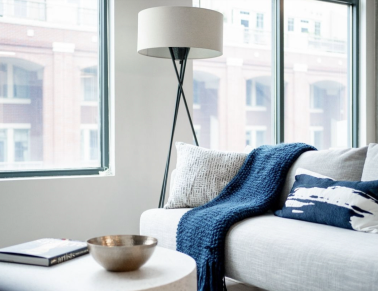 Online design Contemporary Living Room by Sharlene Y. thumbnail