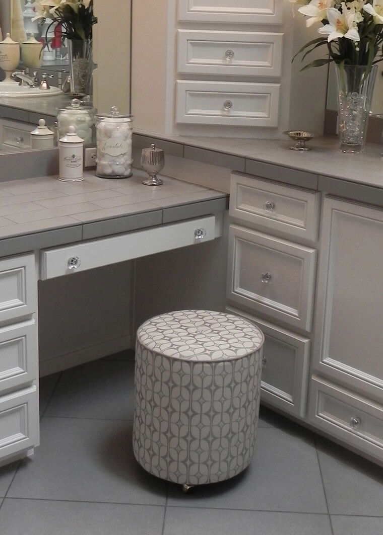 Diseño en línea de Baño Transicional por Shelley A. miniatura