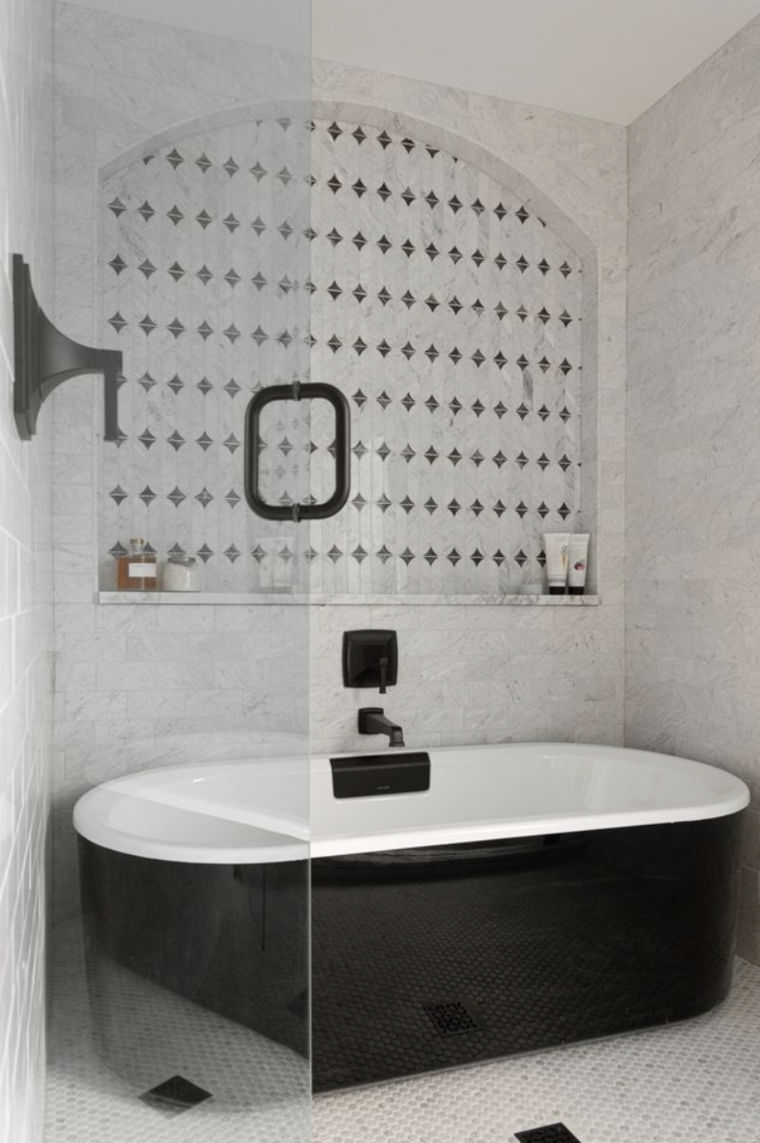 Online design Traditional Bathroom by Mary C. thumbnail