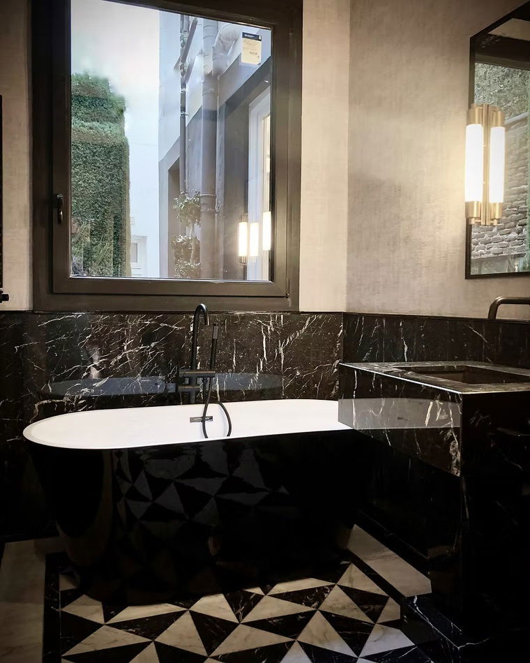 Online design Contemporary Bathroom by Nacho H. thumbnail