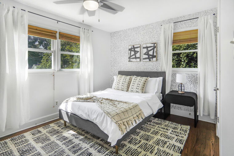 Online design Modern Bedroom by Cristiane P. thumbnail