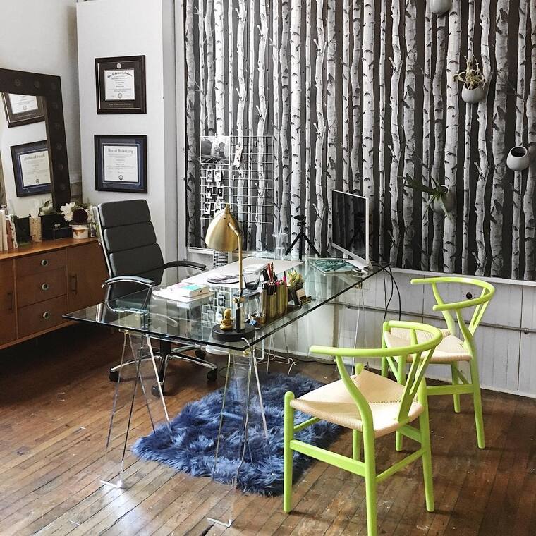 Online design Eclectic Business: 1 Space by Samantha W. thumbnail