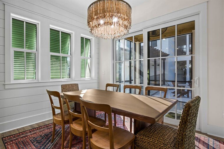 Online design Beach Dining Room by Liana S. thumbnail