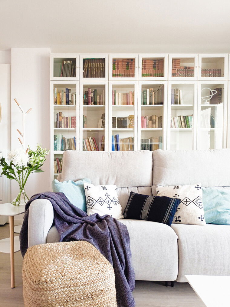 Online design Contemporary Living Room by Ana V. thumbnail