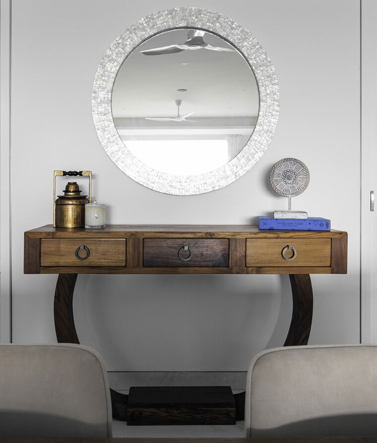 Online design Contemporary Dining Room by Nazli U. thumbnail
