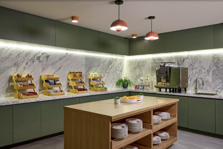 Online design Modern Kitchen by Leanna S. thumbnail