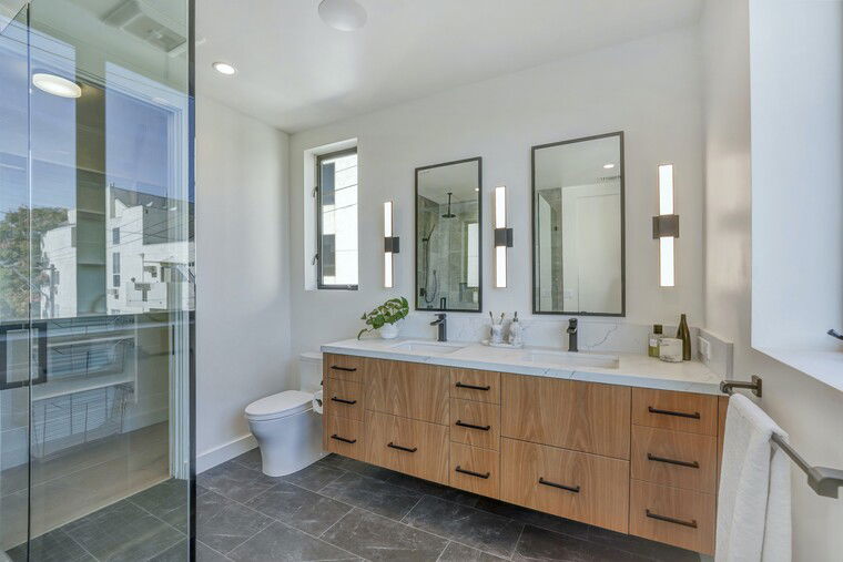 Online design Contemporary Bathroom by Kristin G. thumbnail