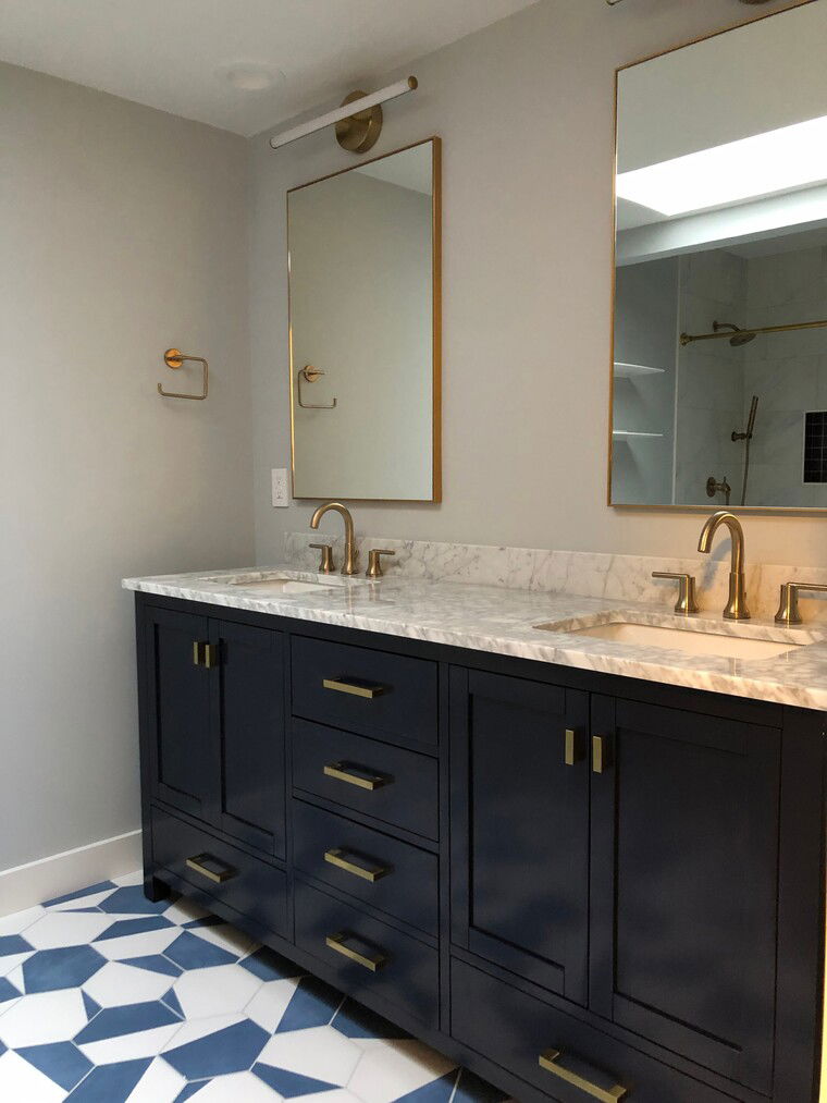 Diseño en línea Baño Moderno por Shameika B. miniatura