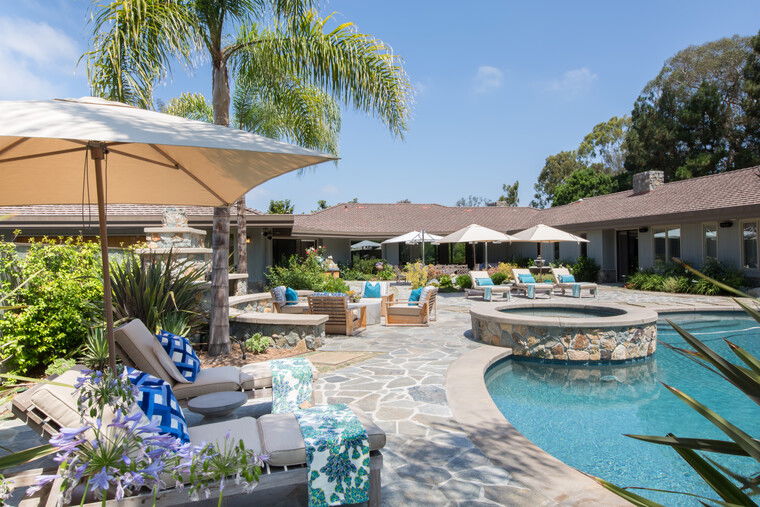 Online design Contemporary Patio by Lori D. thumbnail