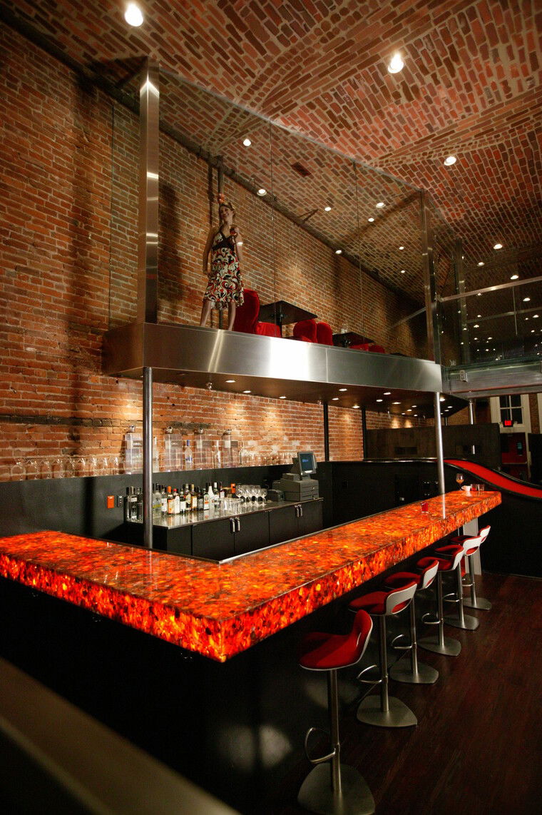 Online design Modern Business: 1 Space by Serena Z.  thumbnail