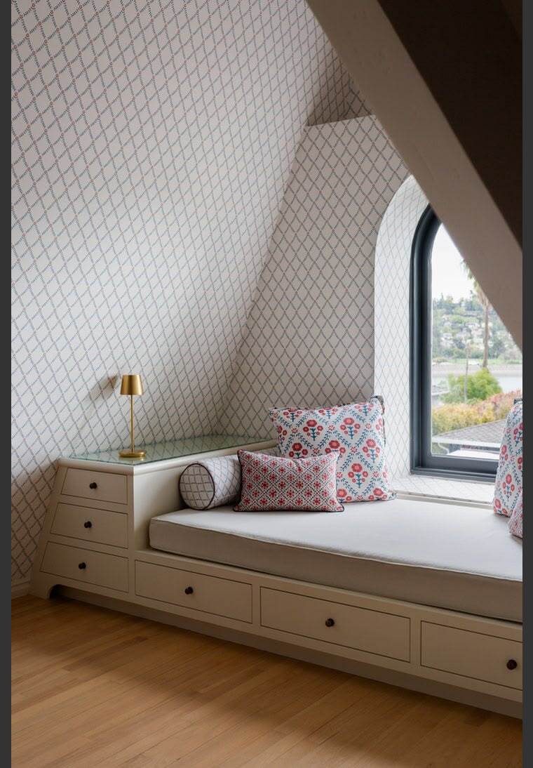 Online design Transitional Other by Meriol P. thumbnail