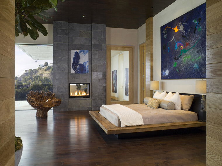Online design Contemporary Bedroom by Lori D. thumbnail