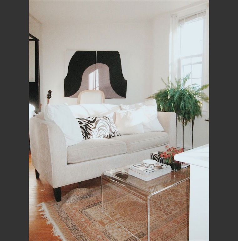 Online design Eclectic Living Room by Christina T. thumbnail