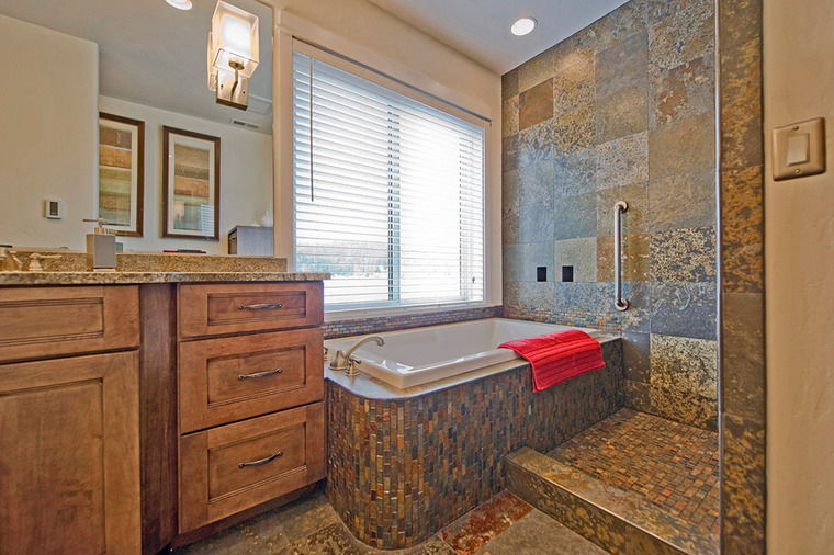 Diseño en línea Baño Moderno por Jeff D. miniatura
