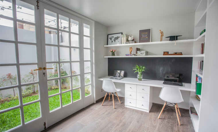 Online design Contemporary Kids Room by Mirella R. thumbnail