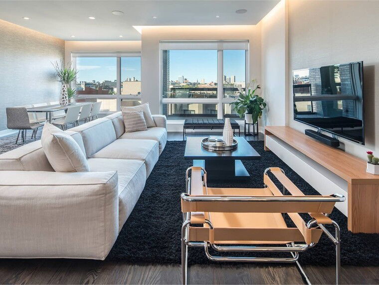 Online design Modern Living Room by Matthew J. thumbnail