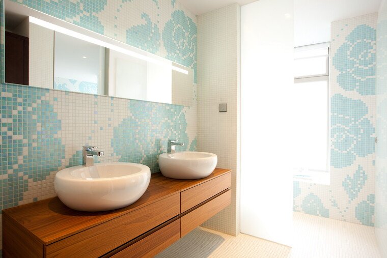 Online design Contemporary Bathroom by Sergio M. thumbnail