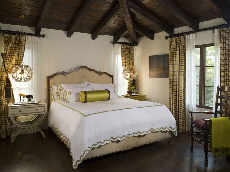 Online design Contemporary Bedroom by Lori D. thumbnail
