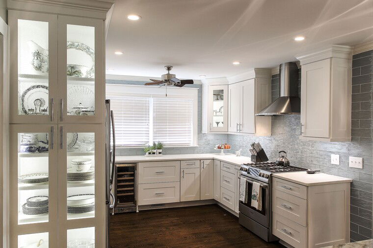 Online design Transitional Kitchen by Jennifer H. thumbnail