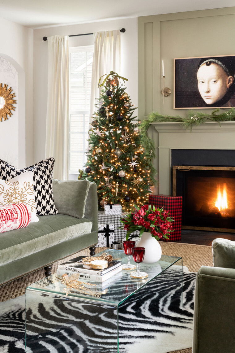 Online design Transitional Living Room by Valerie D. thumbnail