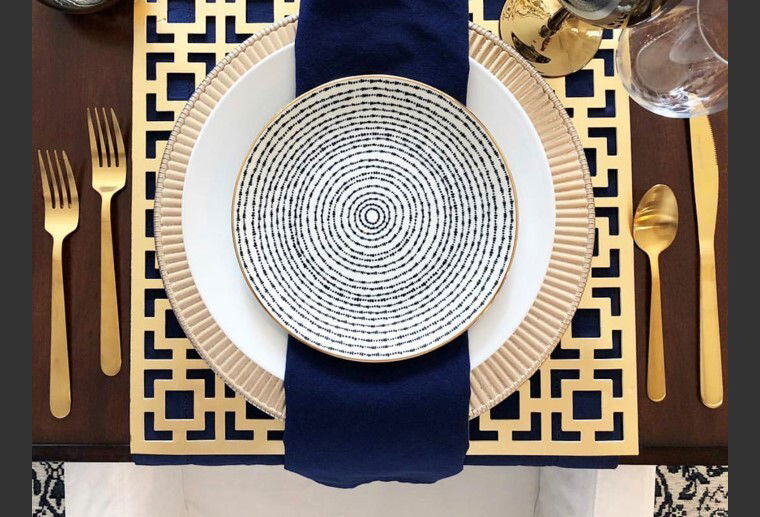 Online design Glamorous Dining Room by Deidre B. thumbnail