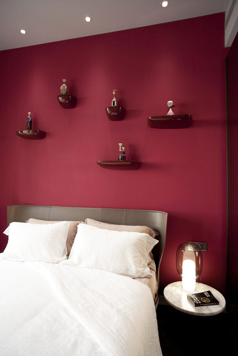 Online design Contemporary Bedroom by Sergio M. thumbnail