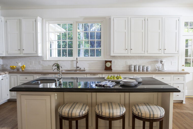 Online design Transitional Kitchen by Lori D. thumbnail