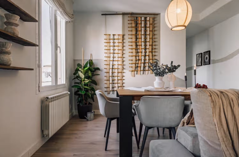 Online design Contemporary Living Room by Julieta P. thumbnail