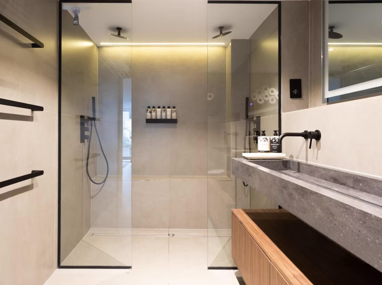 Online design Contemporary Bathroom by Katarina K. thumbnail