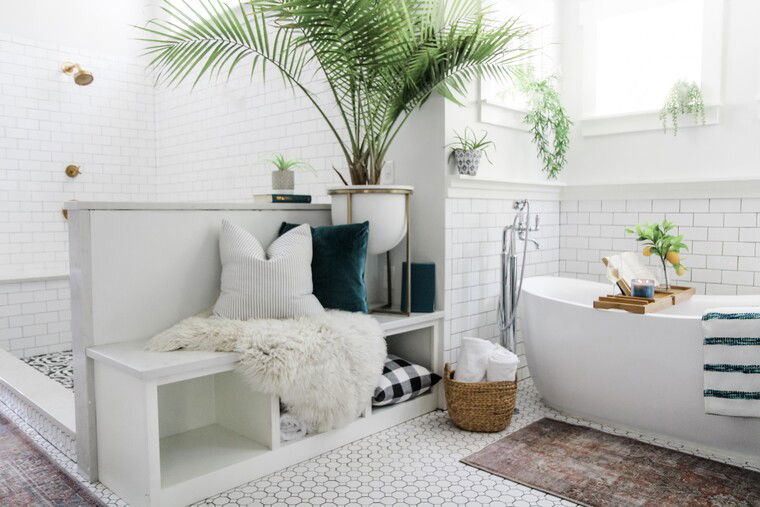 Online design Beach Bathroom by Casey H. thumbnail