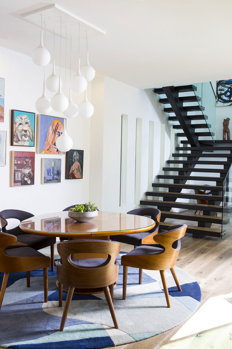 Online design Contemporary Dining Room by Lori D. thumbnail