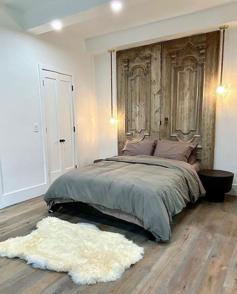 Diseño en línea de Dormitorio Ecléctico por Ally L. miniatura