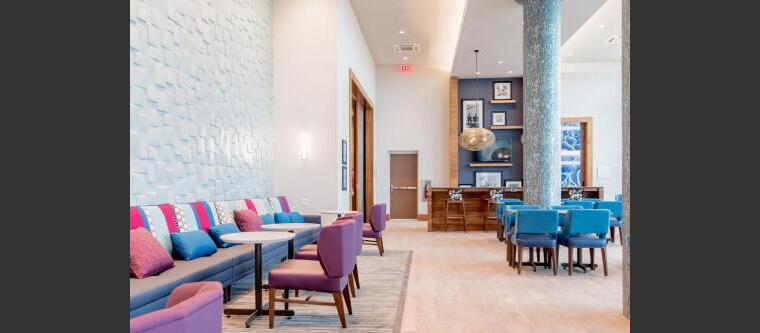 Online design Contemporary Dining Room by Morgan W. thumbnail