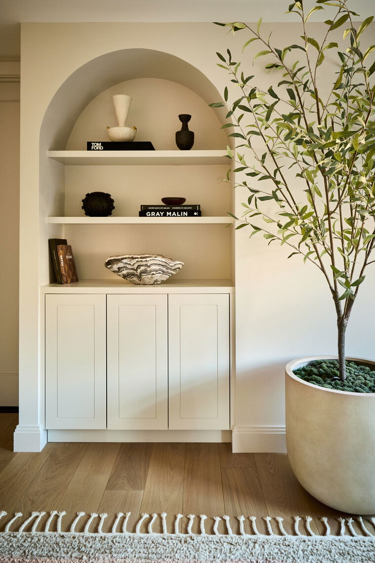 Online design Modern Bedroom by Devanshi S. thumbnail