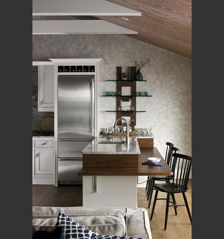 Online design Traditional Kitchen by Cynthia T. thumbnail