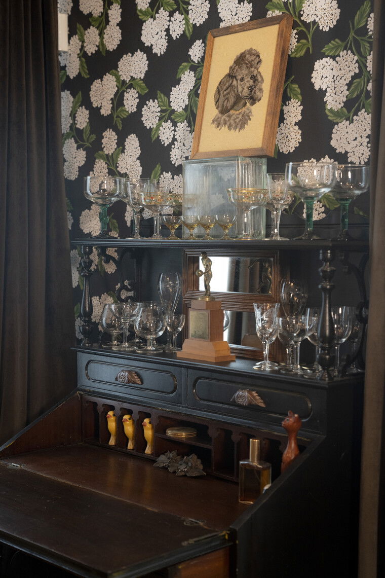 Diseño en línea Comedor ecléctico por Samantha I. miniatura