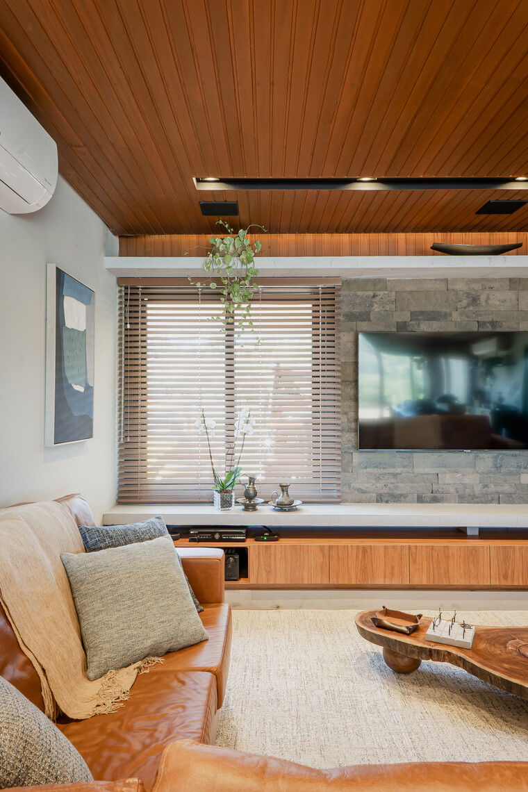 Online design Transitional Living Room by Gabriela L. thumbnail