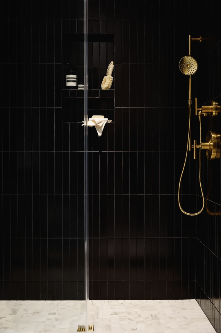 Online design Modern Bathroom by Mary C. thumbnail