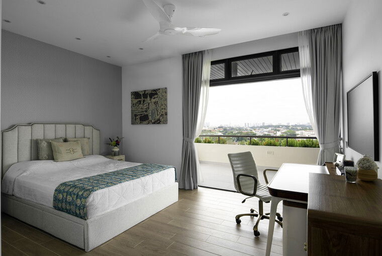 Online design Beach Bedroom by Nazli U. thumbnail