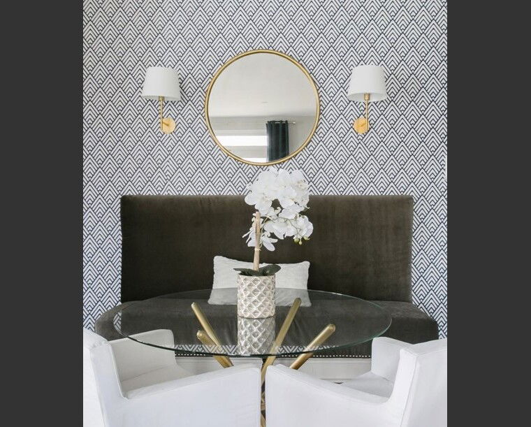 Online design Modern Other by Deidre B. thumbnail