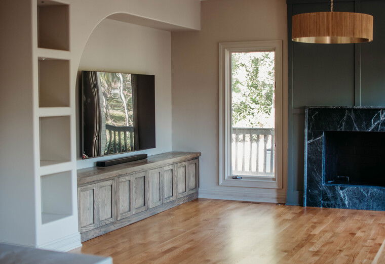 Online design Transitional Living Room by Katrina M. thumbnail