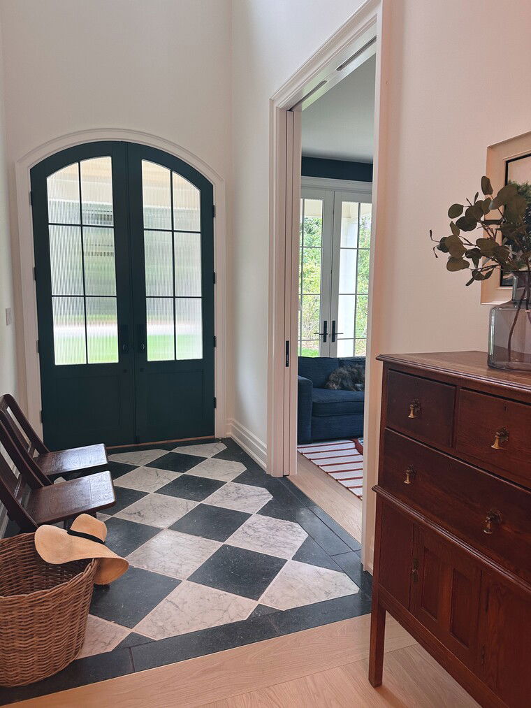 Online design Transitional Hallway/Entry by Karen M. thumbnail