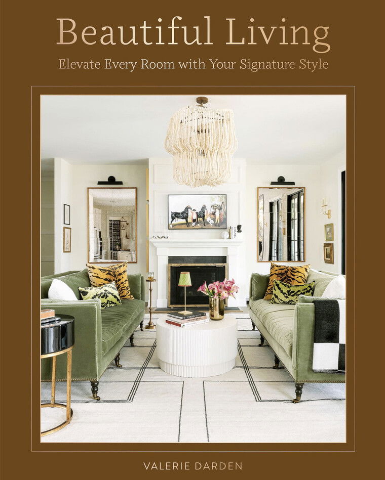 Online design Glamorous Living Room by Valerie D. thumbnail