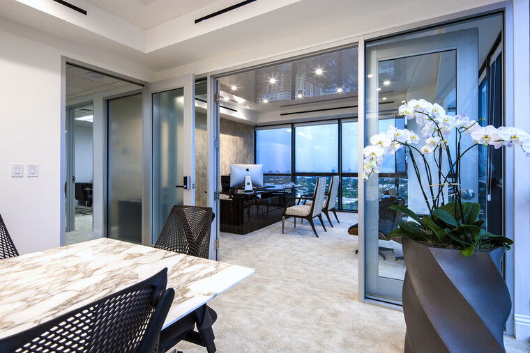 Online design Contemporary Business: 1 Space by Theresa G. thumbnail